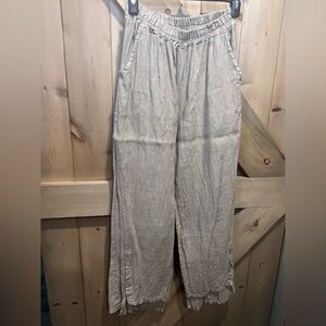 New 💯 linen wide leg pants . Made in Italy 🇮🇹